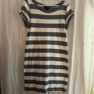 Large Banana Republic Dress Gray & White